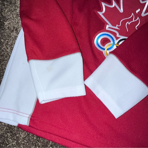 Vintage Roots Canada Olympic hockey Jersey Sydney 2000 - Picture 4 of 8